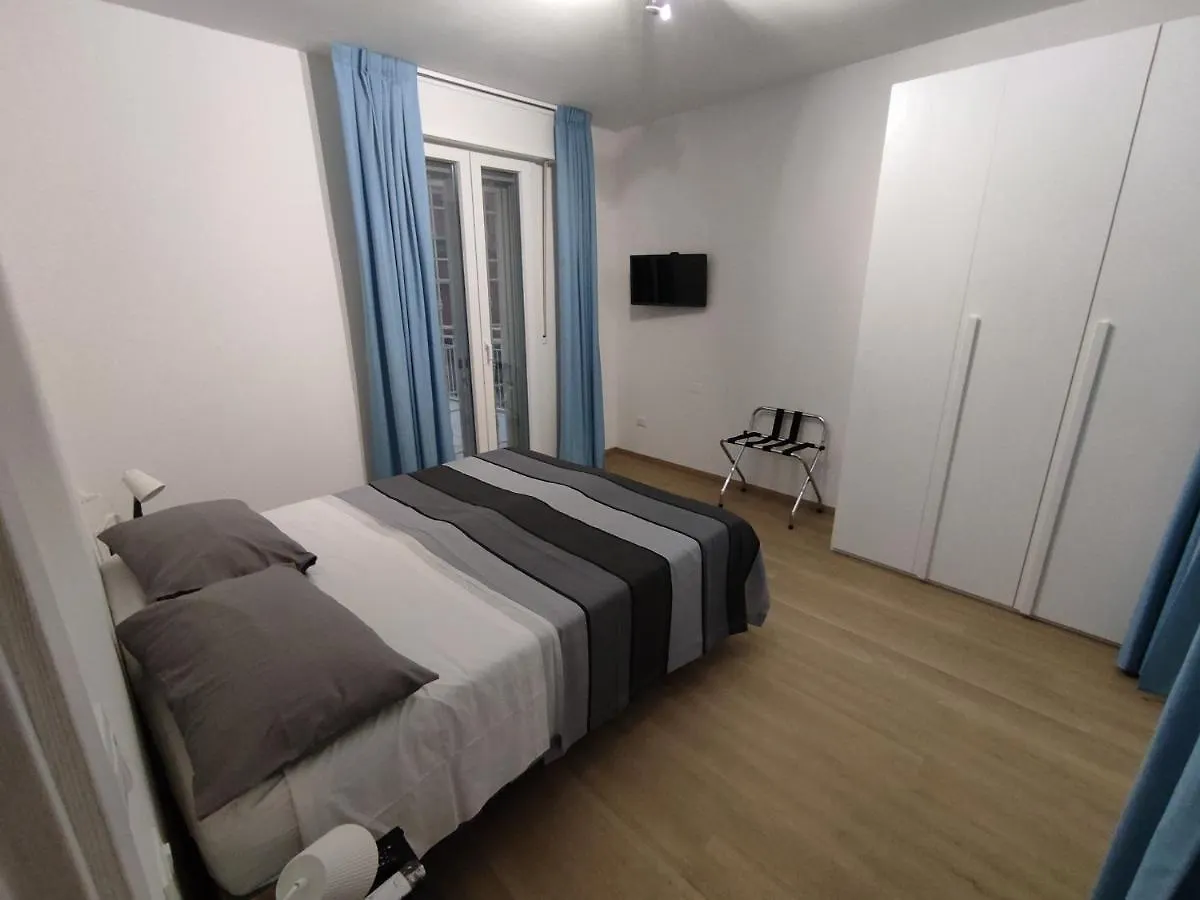 Grigio Perla Panigale, Villetta Di Pregio Con Giardino E Parcheggio Privato Gratuito Fino A Tre Posti Auto Bologna Apartment
