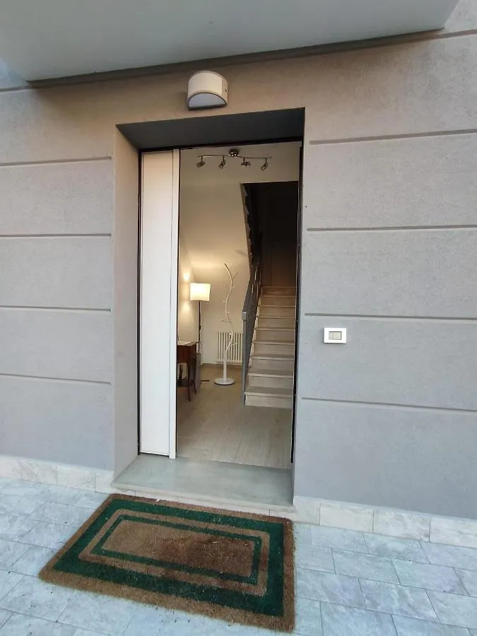 Appartamento Grigio Perla Residenza, casa indipendente con parcheggio privato e giardino Bologna Italia