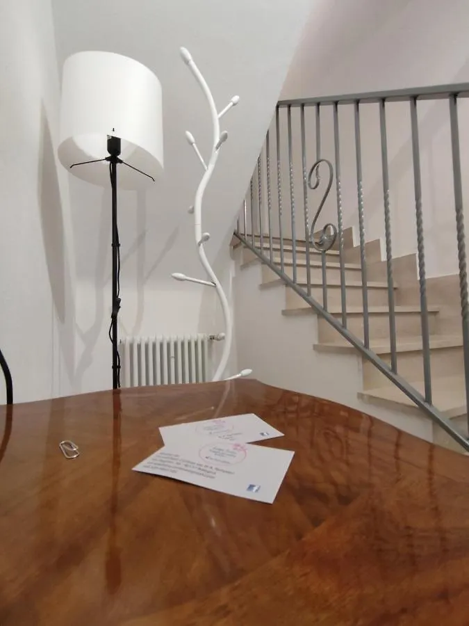 Appartamento Grigio Perla Residenza, casa indipendente con parcheggio privato e giardino Bologna Italia
