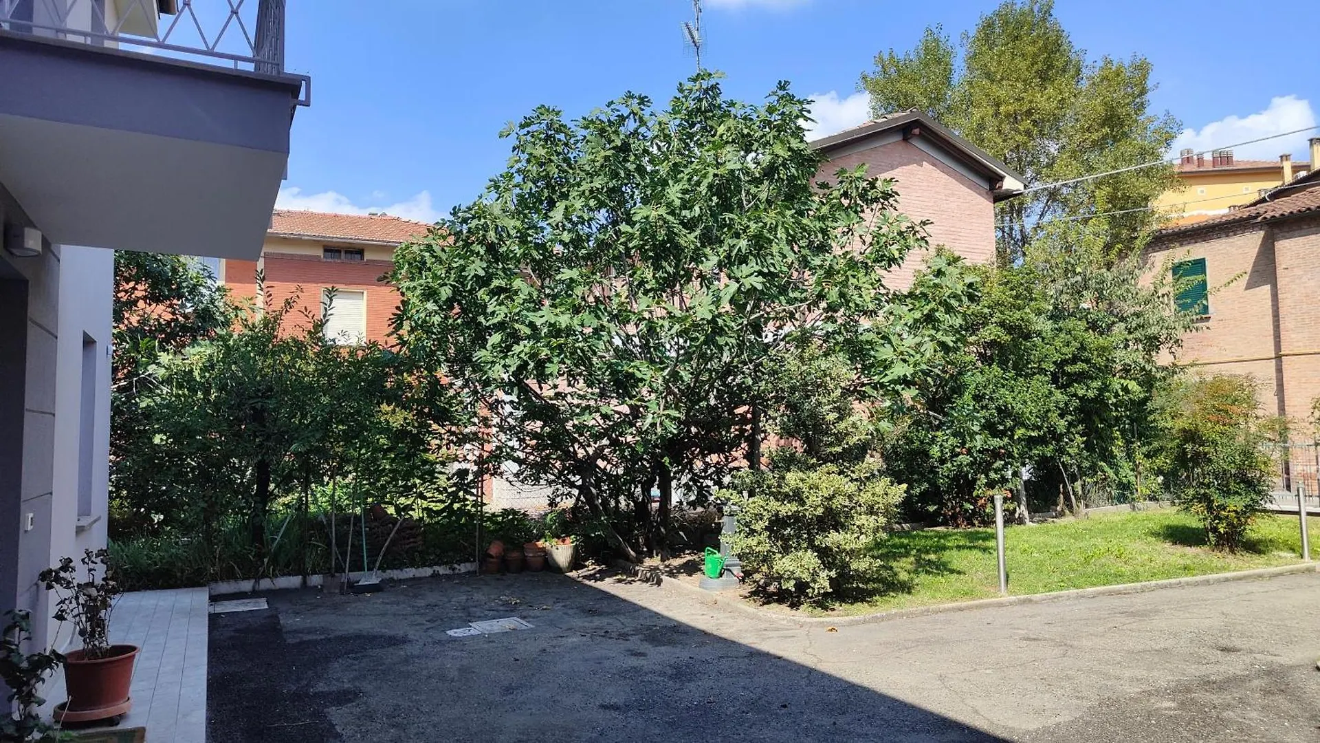 Grigio Perla Panigale, Villetta Di Pregio Con Giardino E Parcheggio Privato Gratuito Fino A Tre Posti Auto Bolonha