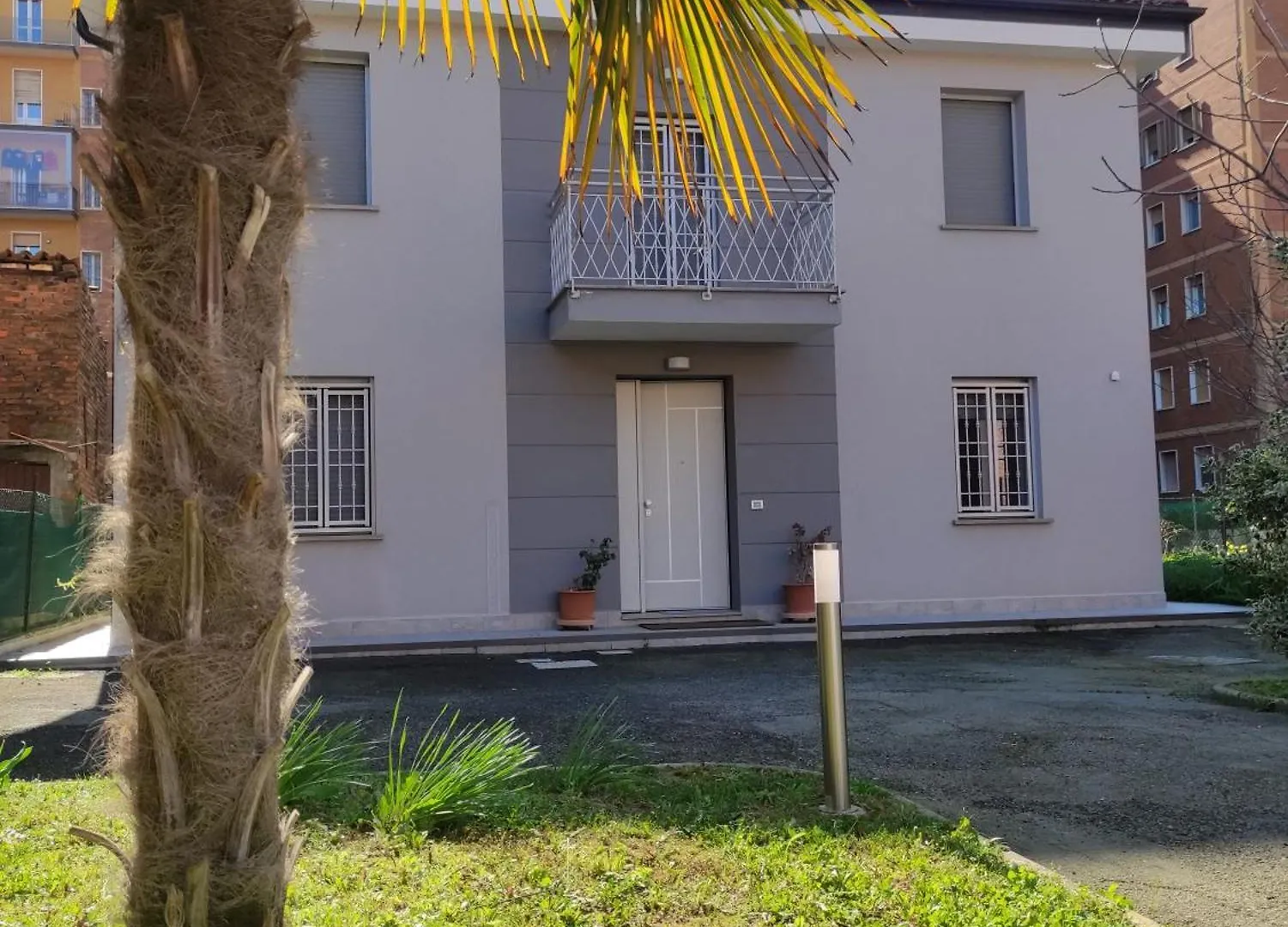 Appartamento Grigio Perla Residenza, casa indipendente con parcheggio privato e giardino Bologna Italia