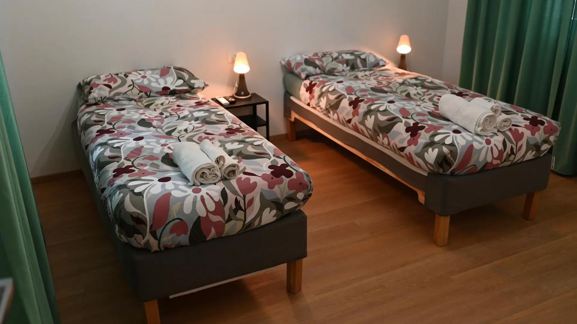 Appartamento Grigio Perla Residenza, casa indipendente con parcheggio privato e giardino Bologna